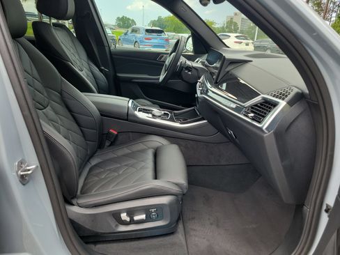 Used 2024 BMW X5 sDrive40i w/ M Sport Package RWD image 42