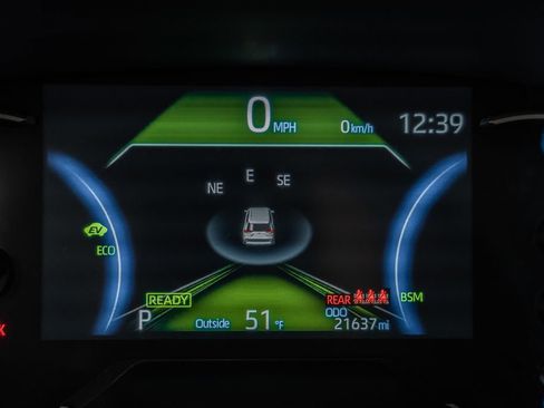 Used 2025 Toyota RAV4 XLE image 37