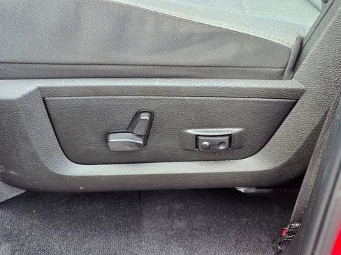 Used 2023 RAM 1500 Express w/ Wheel & Sound Group image 23