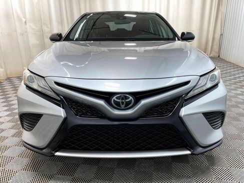 Used 2019 Toyota Camry XSE image 12