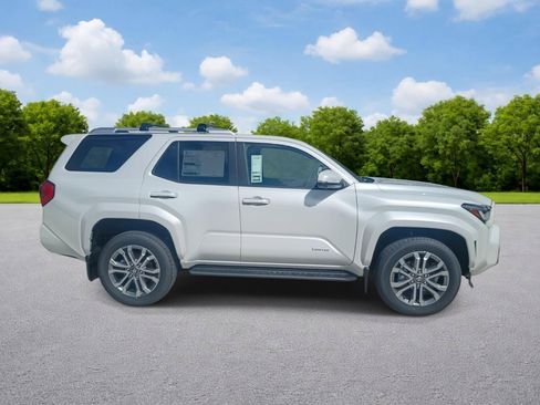 Used 2026 Toyota 4Runner Limited AWD/4WD image 8