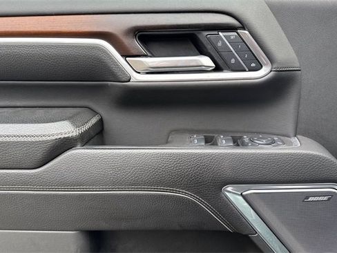 Used 2025 GMC Sierra 3500 Denali image 11