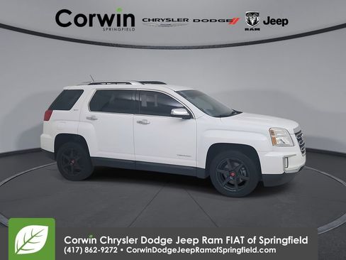 Used 2016 GMC Terrain SLT image 1