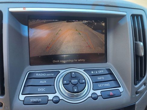 Used 2010 INFINITI G37 Journey w/ Premium Pkg image 31