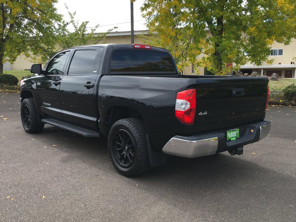 Used 2016 Toyota Tundra SR5 AWD/4WD image 5