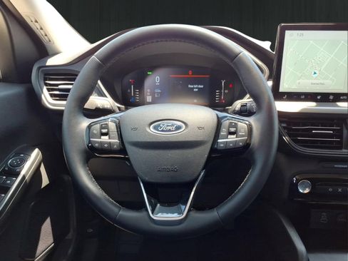 Used 2024 Ford Escape SE FWD image 21
