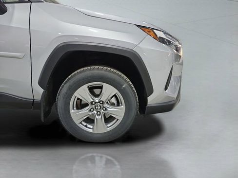 Used 2024 Toyota RAV4 XLE w/ Convenience Package image 14