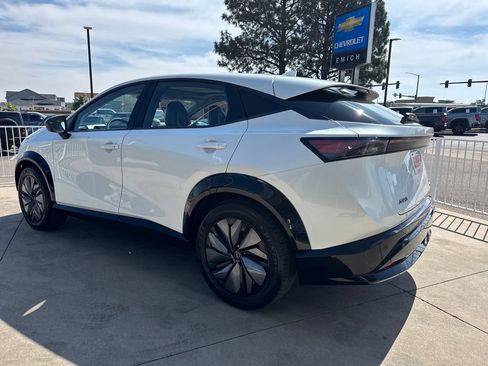 Used 2024 Nissan Ariya AWD image 3