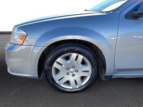 Used 2013 Dodge Avenger SE image 13