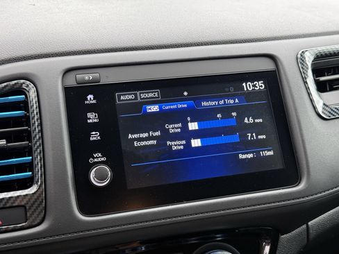 Used 2021 Honda HR-V Sport image 20