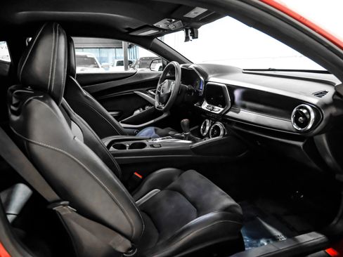 Used 2019 Chevrolet Camaro SS RWD image 24
