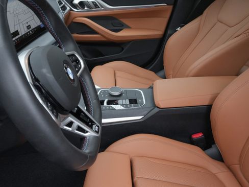Certified 2025 BMW M440i RWD image 9
