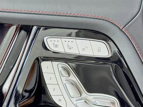 Used 2025 Mercedes-Benz G 63 AMG 4MATIC image 23