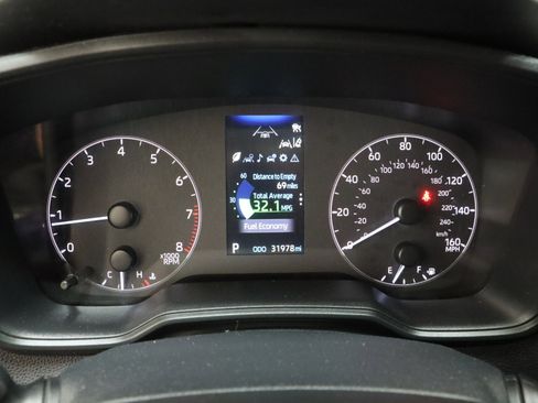 Used 2023 Toyota Corolla LE image 38