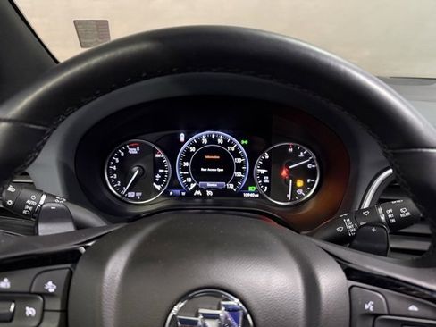 Used 2024 Buick Enclave Premium w/ Experience Buick Package image 15