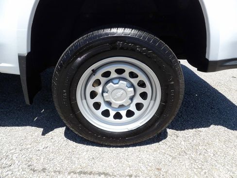 Used 2023 Chevrolet Colorado W/T RWD image 48