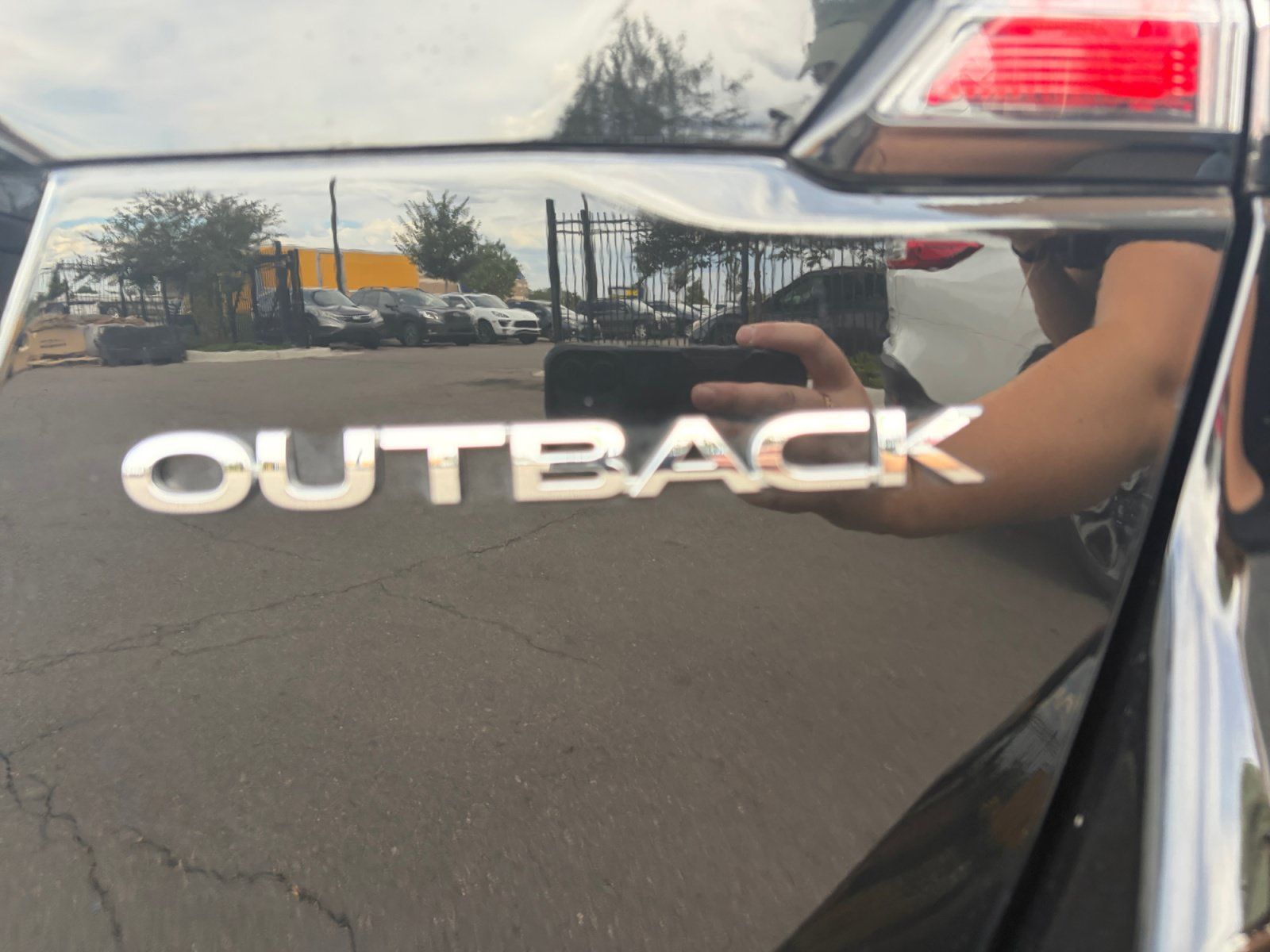 Certified 2025 Subaru Outback Limited AWD/4WD image 30