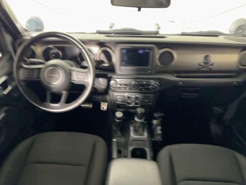 Used 2020 Jeep Gladiator Sport w/ Quick Order Package 24S image 16