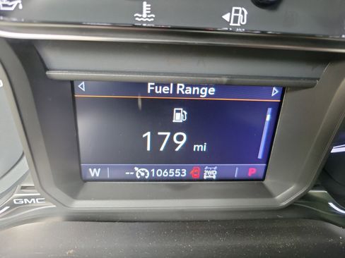 Used 2020 GMC Sierra 1500 Elevation w/ Elevation Value Package image 15