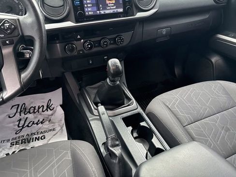 Used 2017 Toyota Tacoma TRD Sport w/ Tow Package image 20