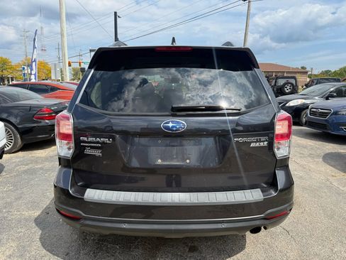Used 2017 Subaru Forester 2.5i Touring AWD/4WD image 5