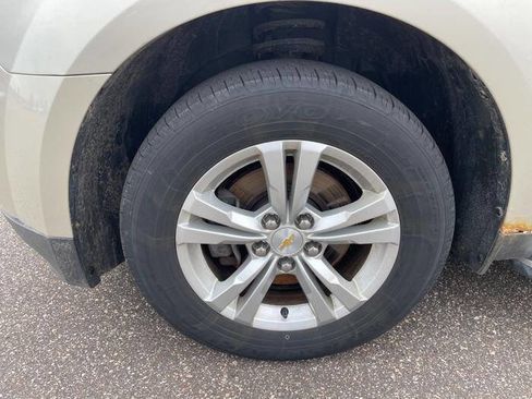 Used 2015 Chevrolet Equinox LT w/ Power Convenience Package image 11