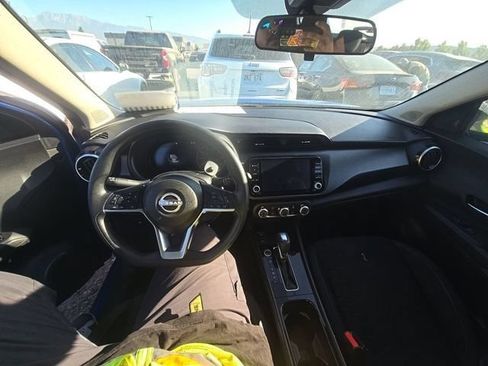 Used 2024 Nissan Kicks SV FWD image 7