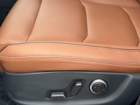 Used 2026 Genesis GV70 2.5T Advanced image 20