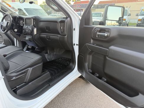 Used 2022 Chevrolet Silverado 2500 W/T w/ WT Fleet Convenience Package image 15