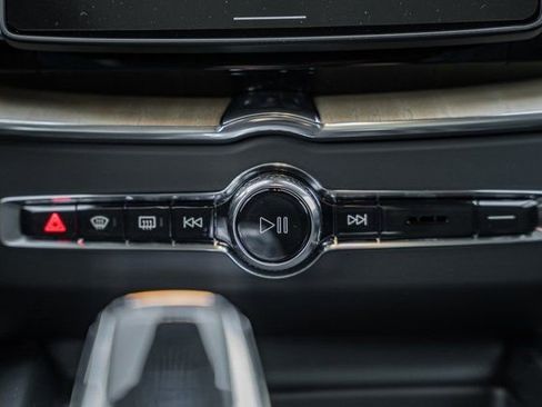 New 2026 Volvo XC60 B5 Plus w/ Protection Package Premier image 23