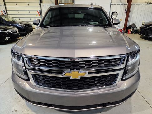 Used 2019 Chevrolet Tahoe 4WD w/ Enhanced Driver Alert Package image 9