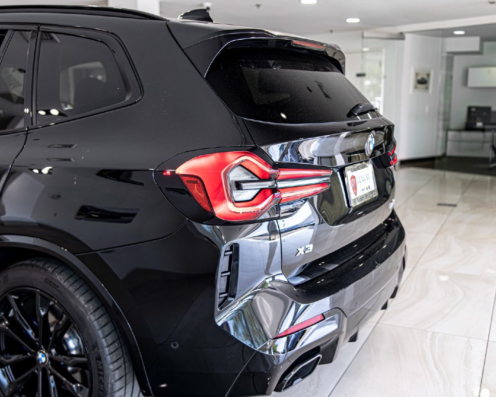 Used 2024 BMW X3 M40i w/ Parking Assistance Package AWD/4WD image 14