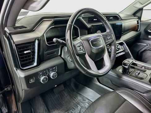 Used 2024 GMC Sierra 1500 Denali AWD/4WD image 11