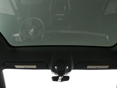 Certified 2026 Porsche Cayenne Coupe AWD/4WD image 20