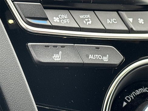 Used 2025 Acura RDX SH-AWD image 34