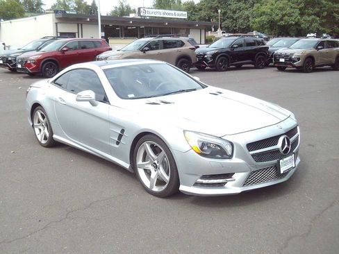 Used 2013 Mercedes-Benz SL 550 image 7