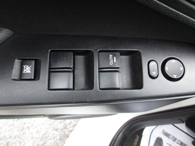 Used 2012 MAZDA MAZDA3 s Touring FWD image 17