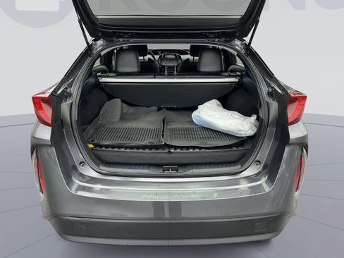 Used 2022 Toyota Prius Prime XLE image 25