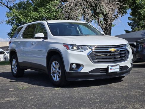 Used 2020 Chevrolet Traverse LT AWD/4WD image 2
