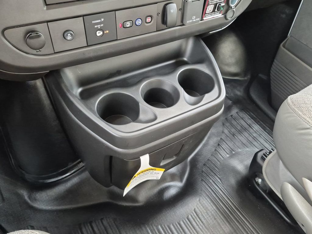 New 2025 GMC Savana 3500 w/ Power Convenience Package RWD image 17