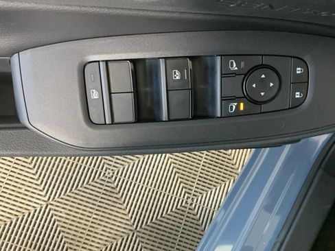 New 2026 Nissan Sentra SV w/ SV Convenience Package FWD image 10