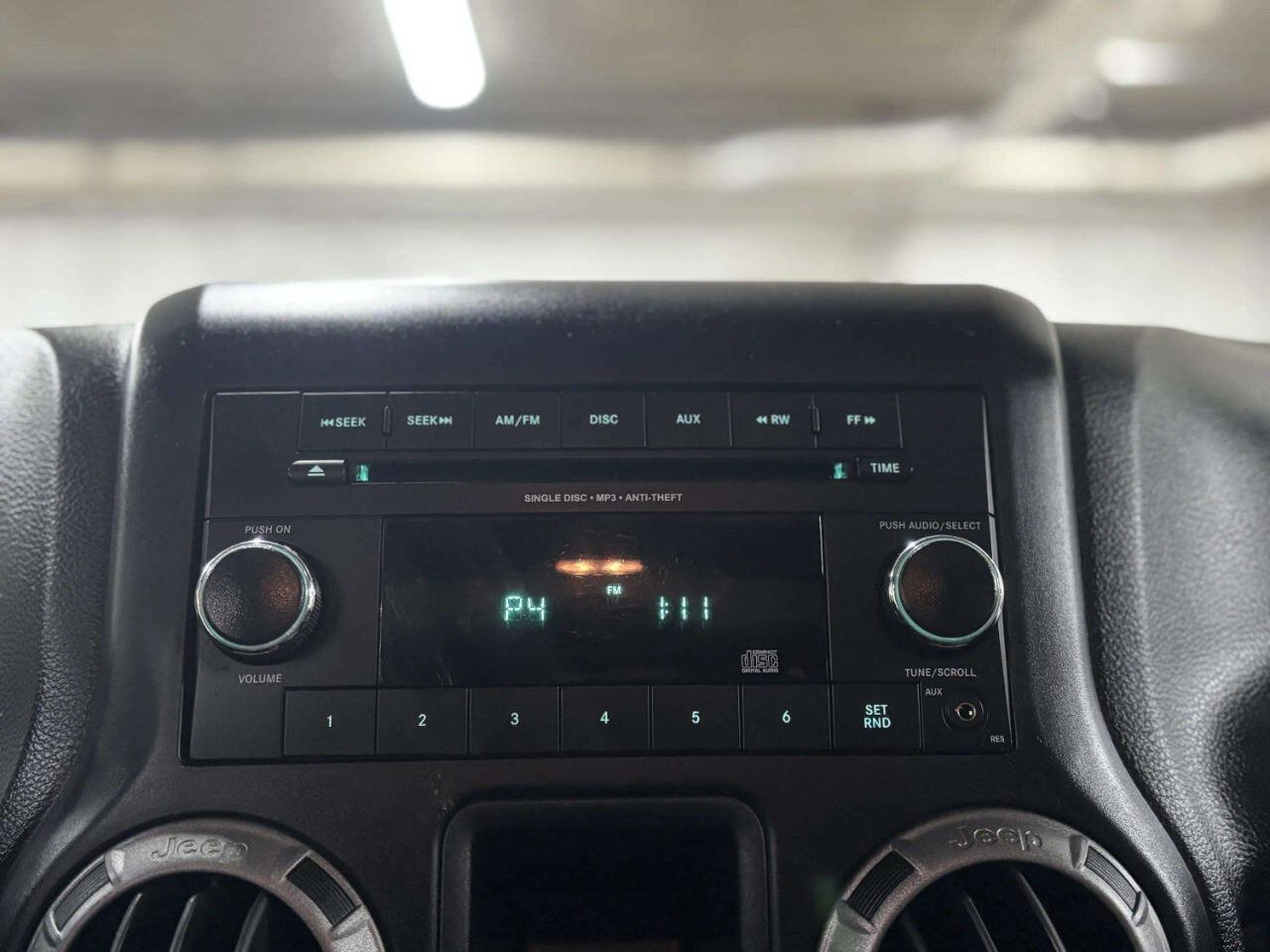 Used 2014 Jeep Wrangler Unlimited Sport AWD/4WD image 25