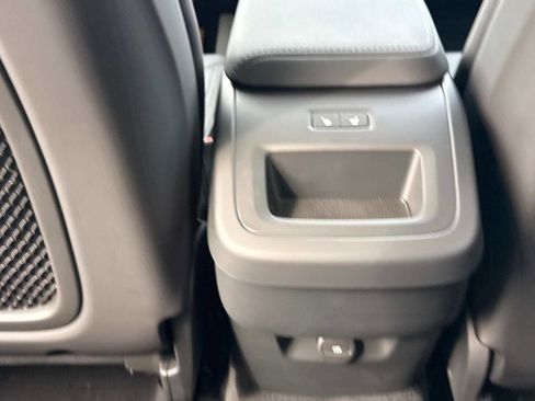 New 2026 Volvo XC60 B5 Plus w/ Climate Package image 15