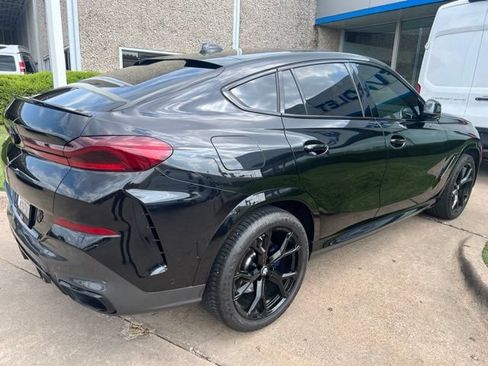 Used 2021 BMW X6 M50i AWD/4WD image 3