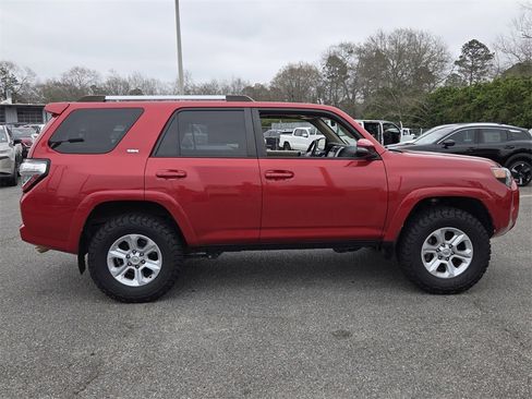 Used 2021 Toyota 4Runner SR5 Premium w/ Moonroof Package image 13