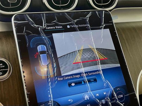 Certified 2025 Mercedes-Benz GLC 300 4MATIC image 12