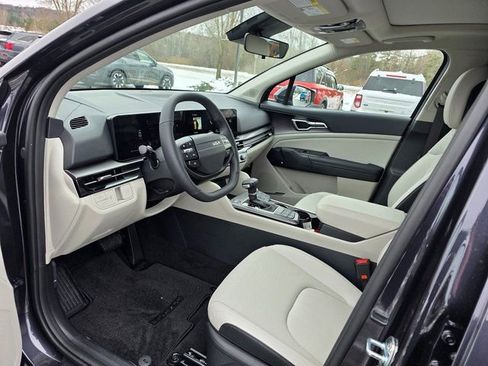 New 2026 Kia Sportage EX w/ EX Panorama Roof Package image 14