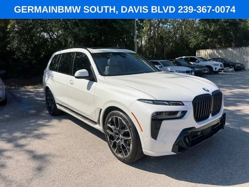 Used 2023 BMW X7 xDrive40i w/ Executive Package AWD/4WD image 5