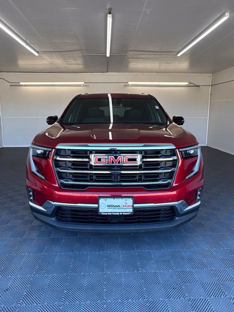 Used 2024 GMC Acadia Elevation w/ Luxury Package FWD image 9