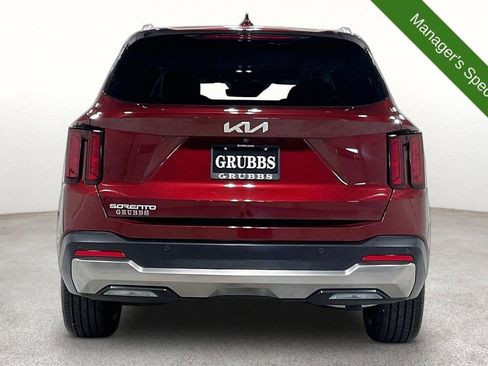 Used 2025 Kia Sorento EX w/ Panoramic Sunroof Package FWD image 5